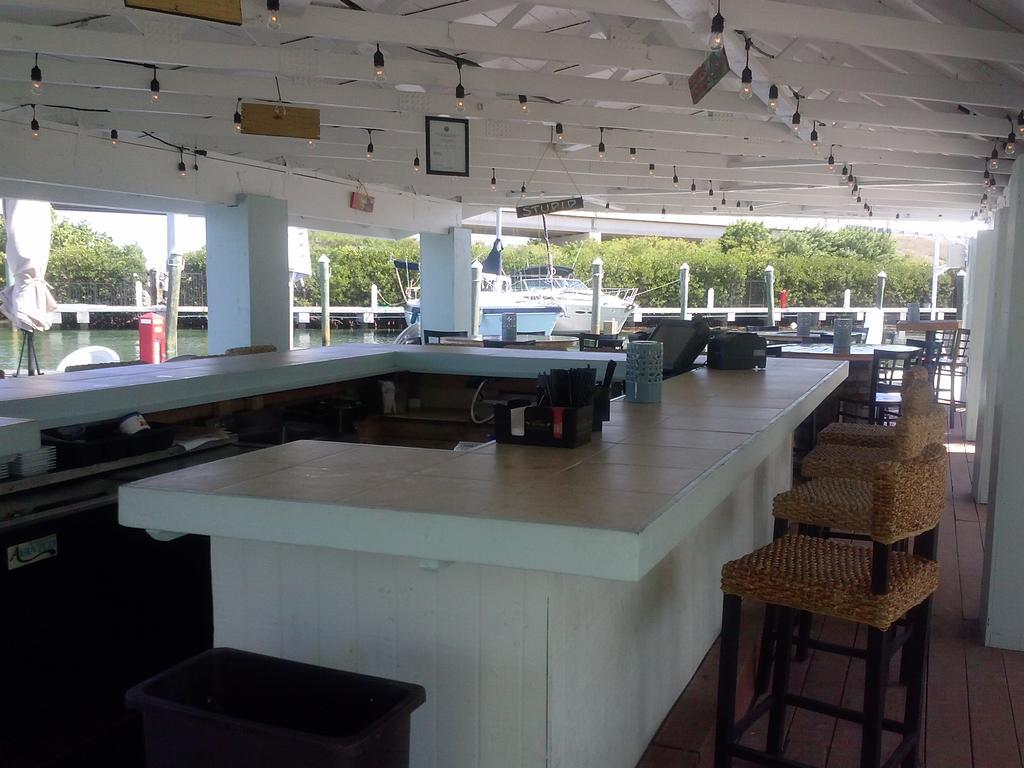 Smugglers Cove Resort And Marina Islamorada Exterior foto